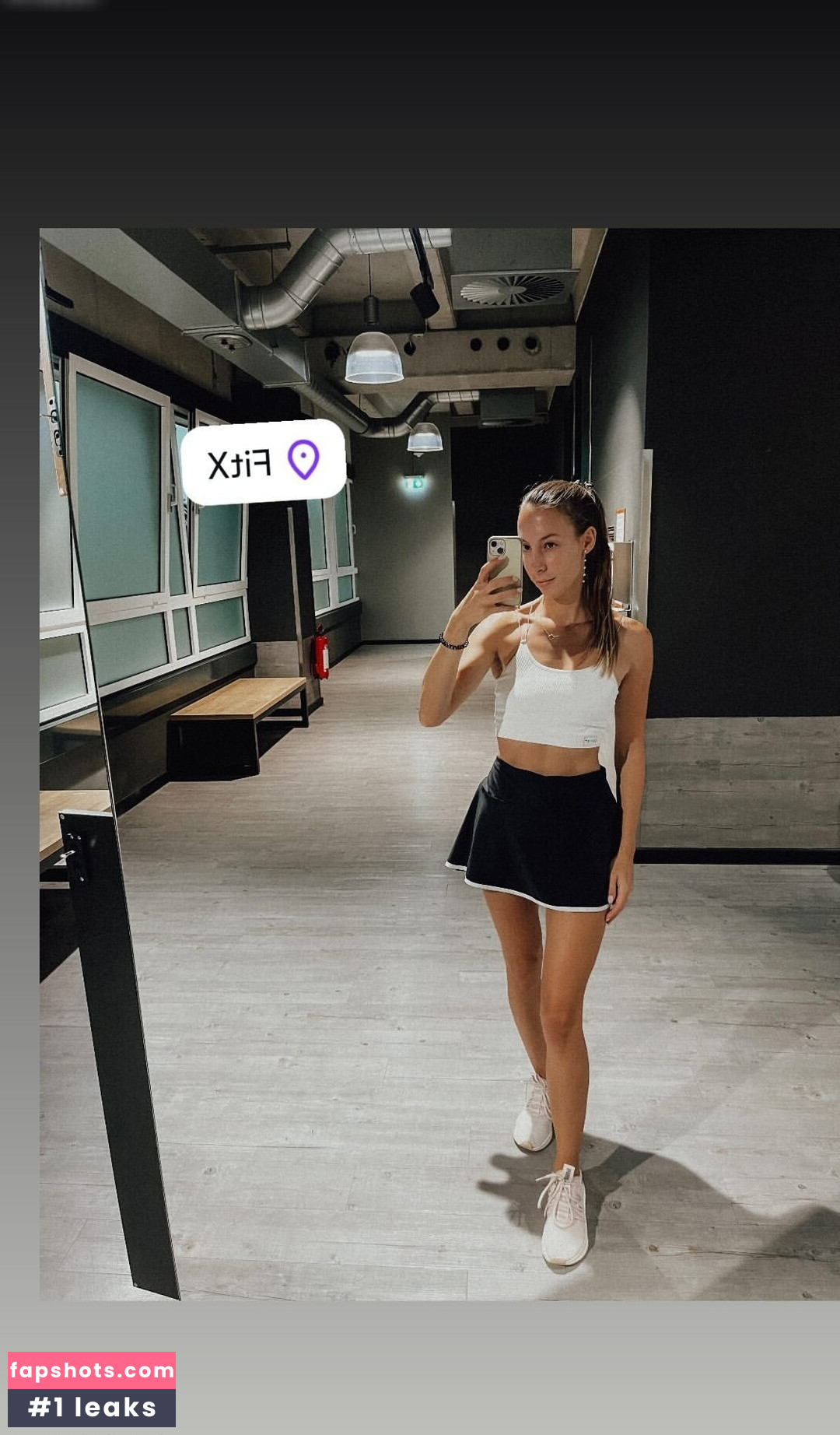 Rebecca Looschelders Nude Leaks OnlyFans Photos #19 - LeakJerk