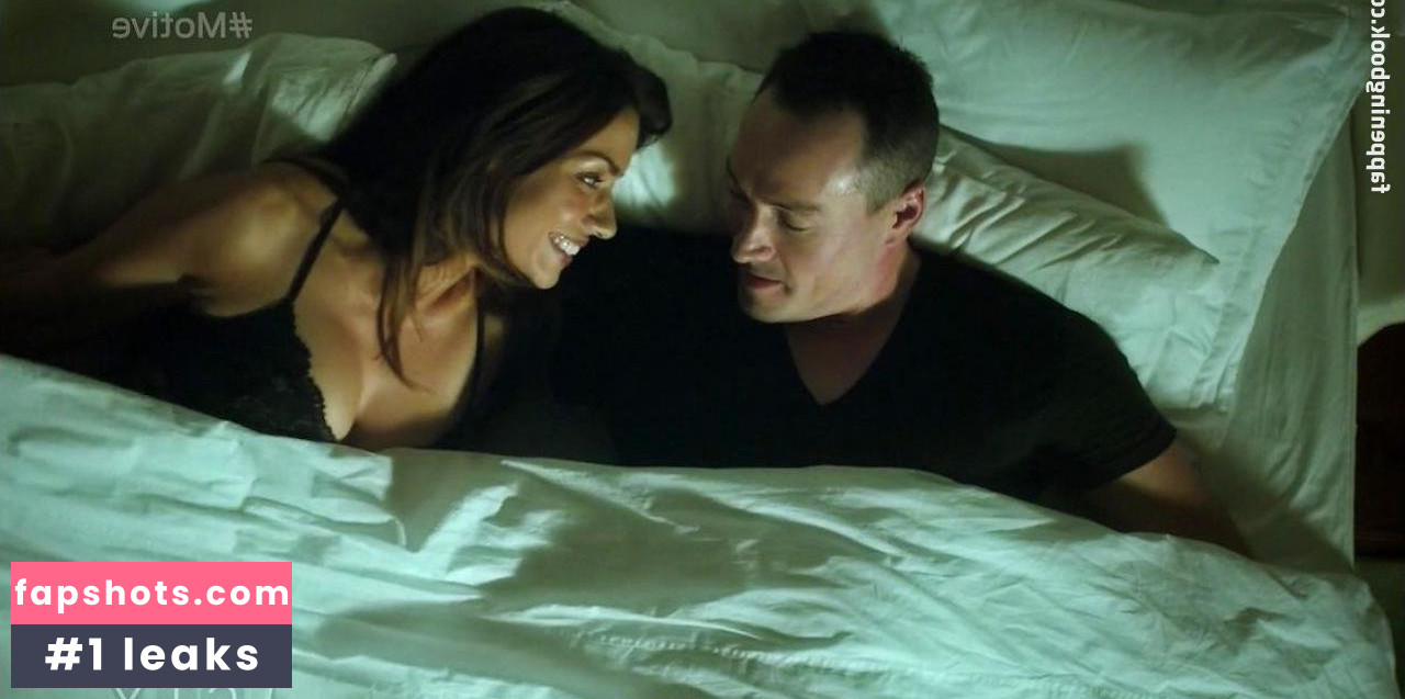 Rebecca Marshall gallery photo #8