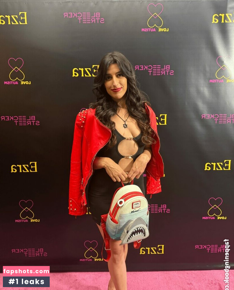 Rebecca Quinn gallery photo #4