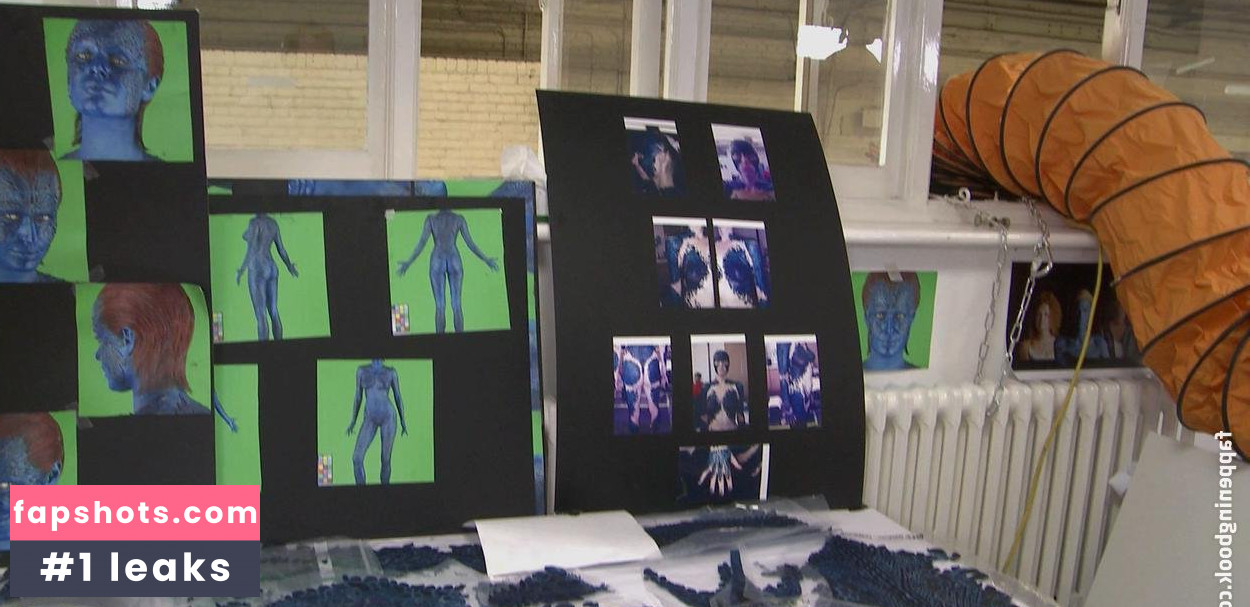 Rebecca Romijn gallery photo #45