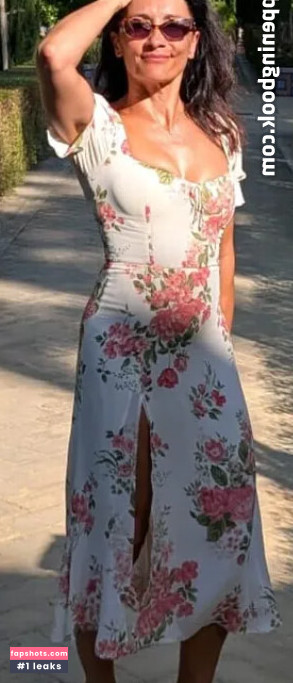 Rebecca Sarker gallery photo #3