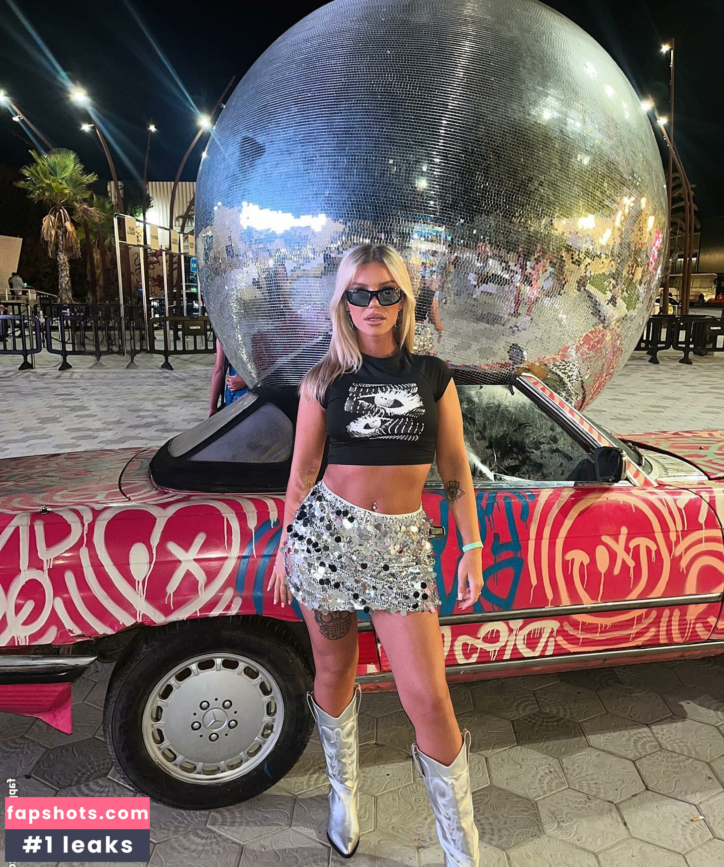 Rebecca Sheldrake gallery photo #27