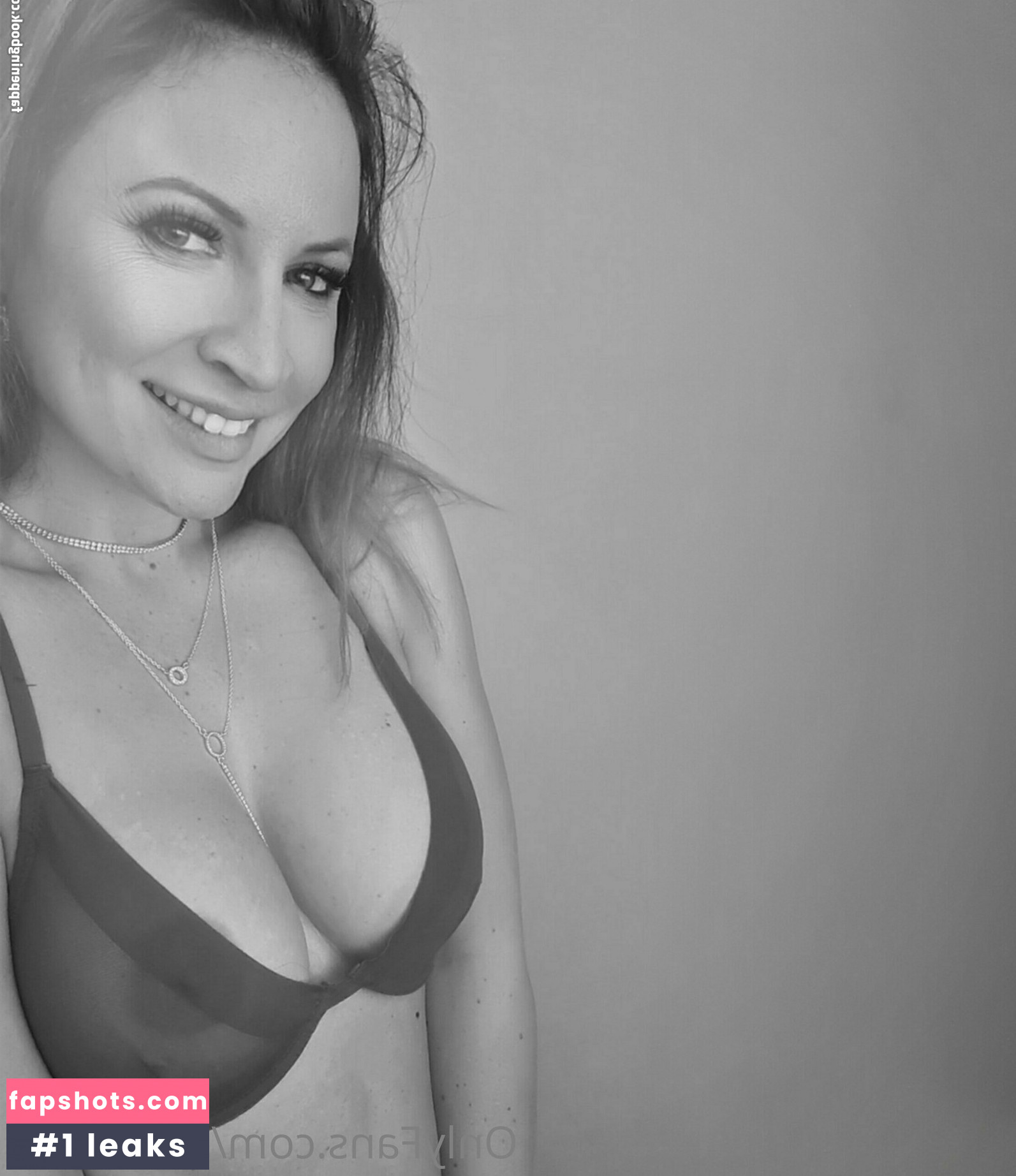 Rebecca Vocal Athlete gallery photo #5