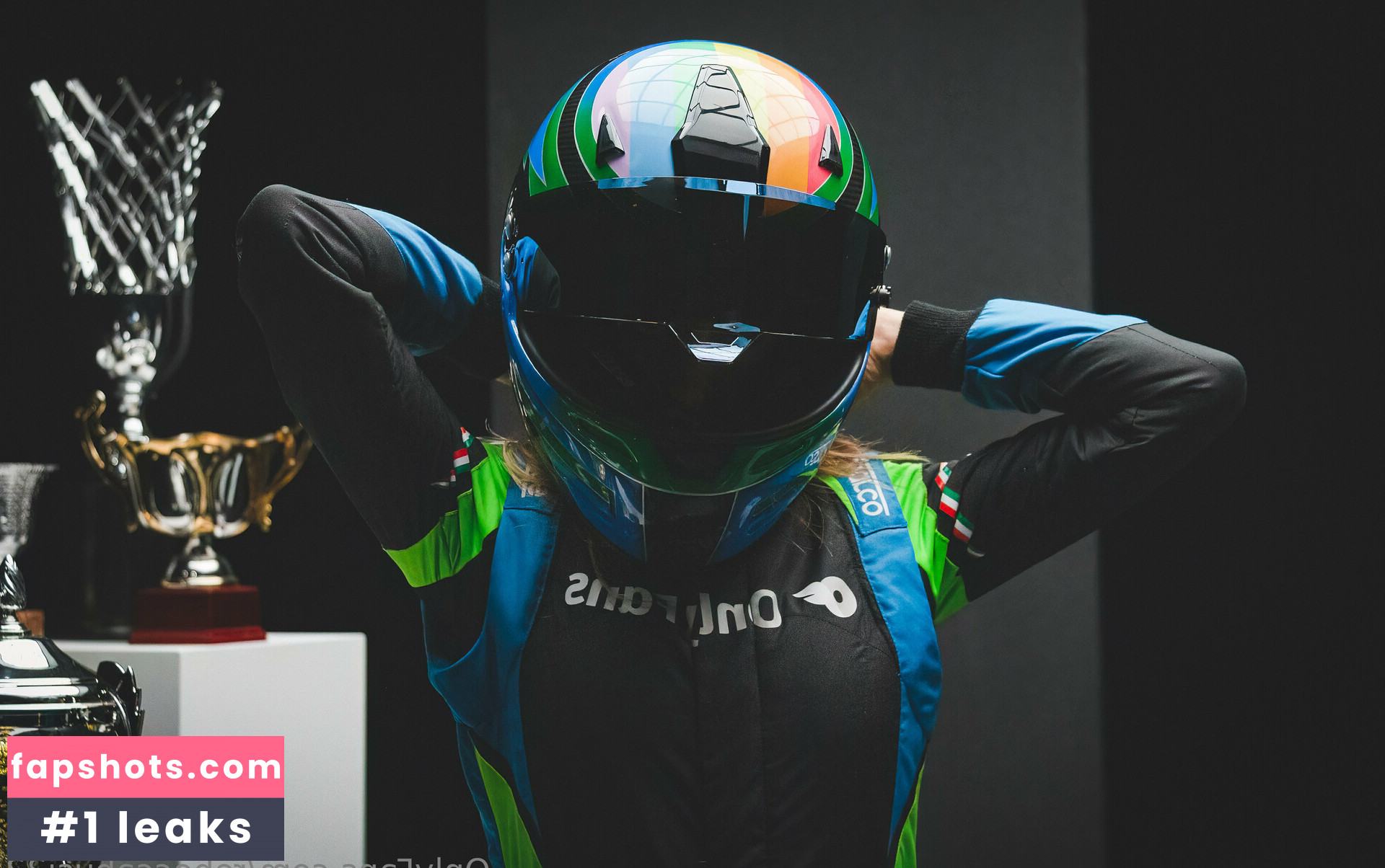 rebeccabusi33 gallery photo #12