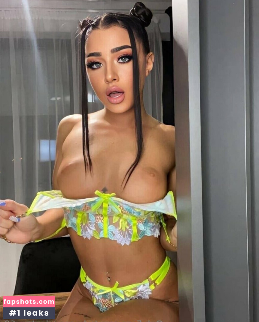 rebeccasalvatore69 gallery photo #23