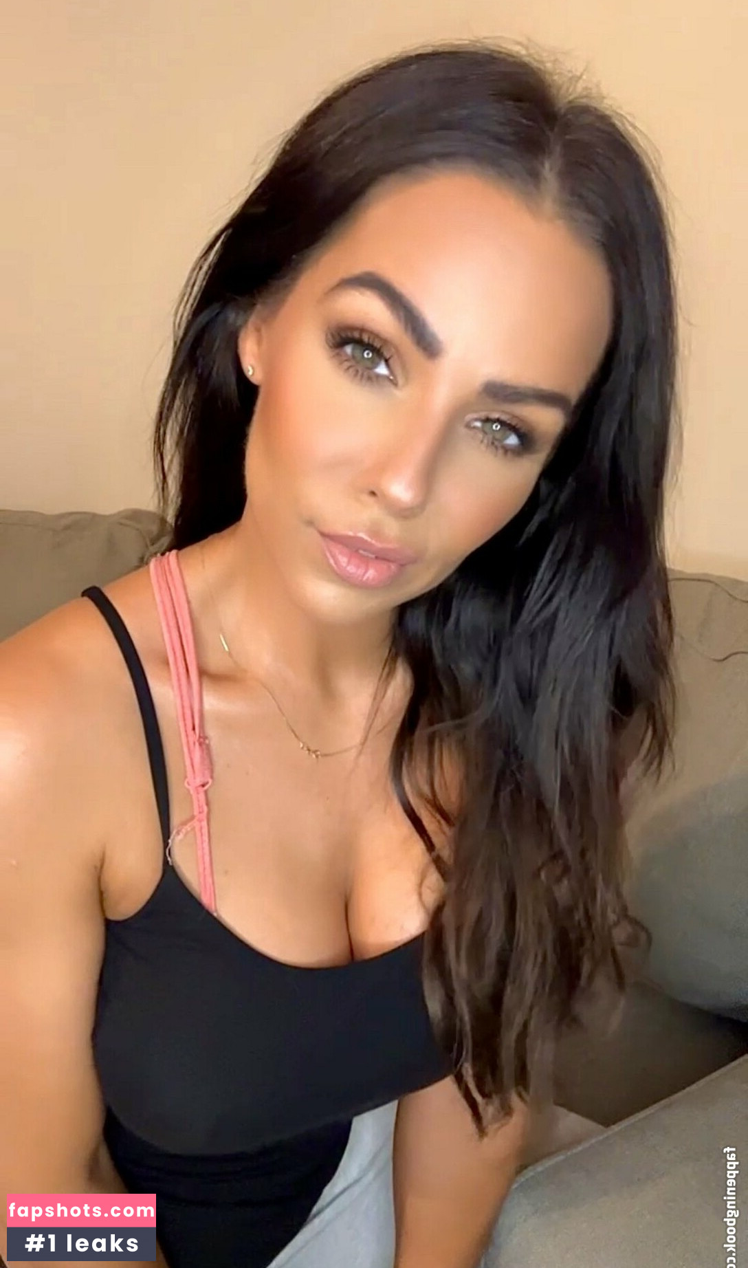 Rebecka Styles nude babe gallery