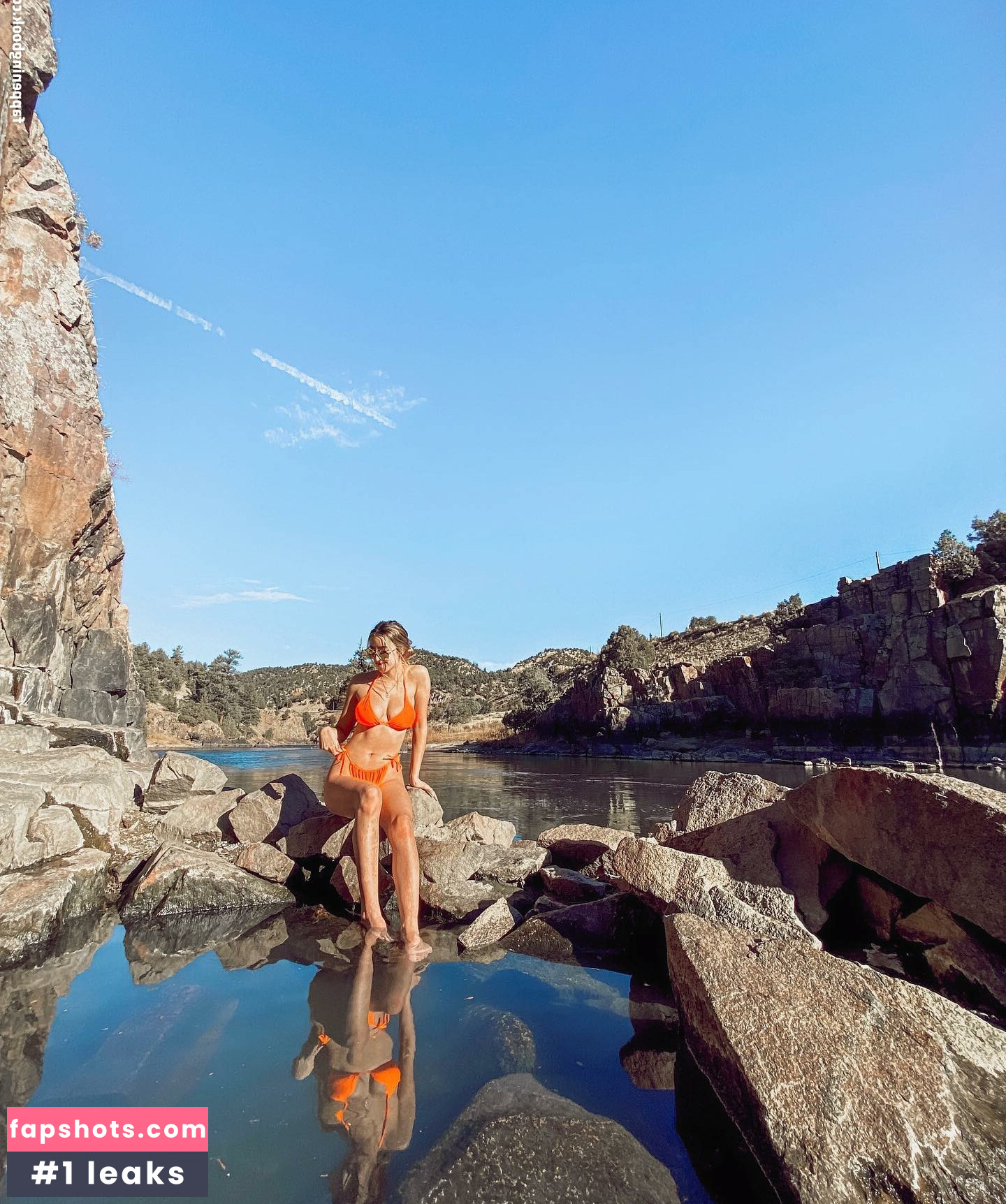 Rebeckuh gallery photo #4