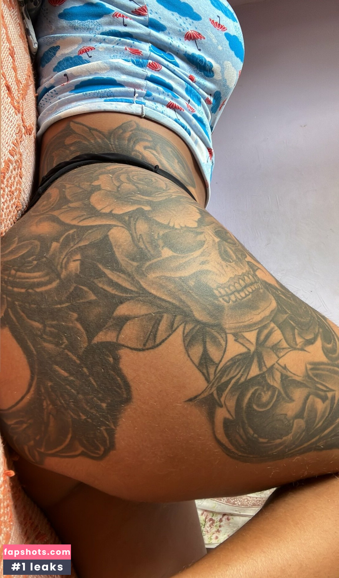 Rebeka Guedes gallery photo #5