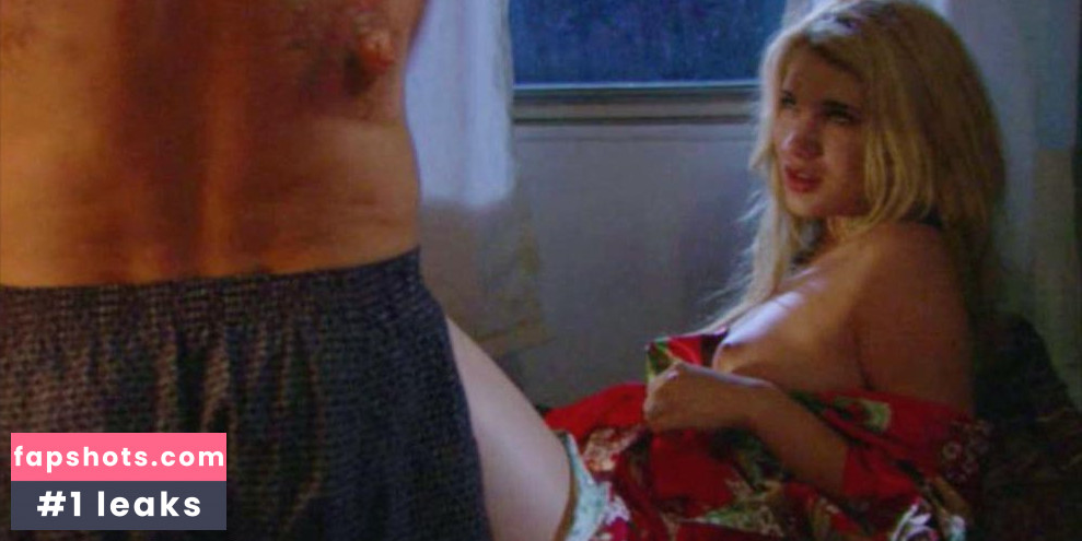 Rebekah Kochan gallery photo #13