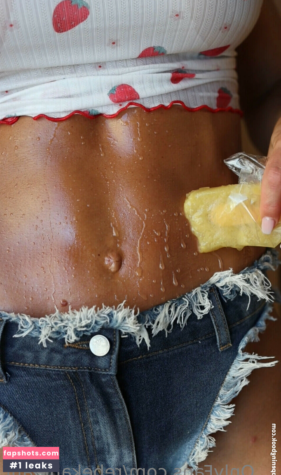 Rebekah Lea Willich gallery photo #45