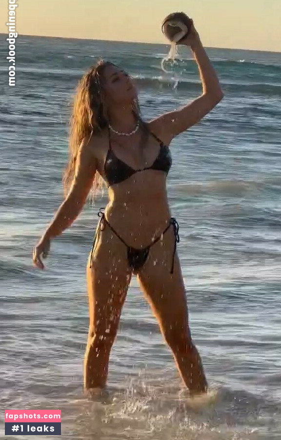 Rebekah Leah gallery photo #9