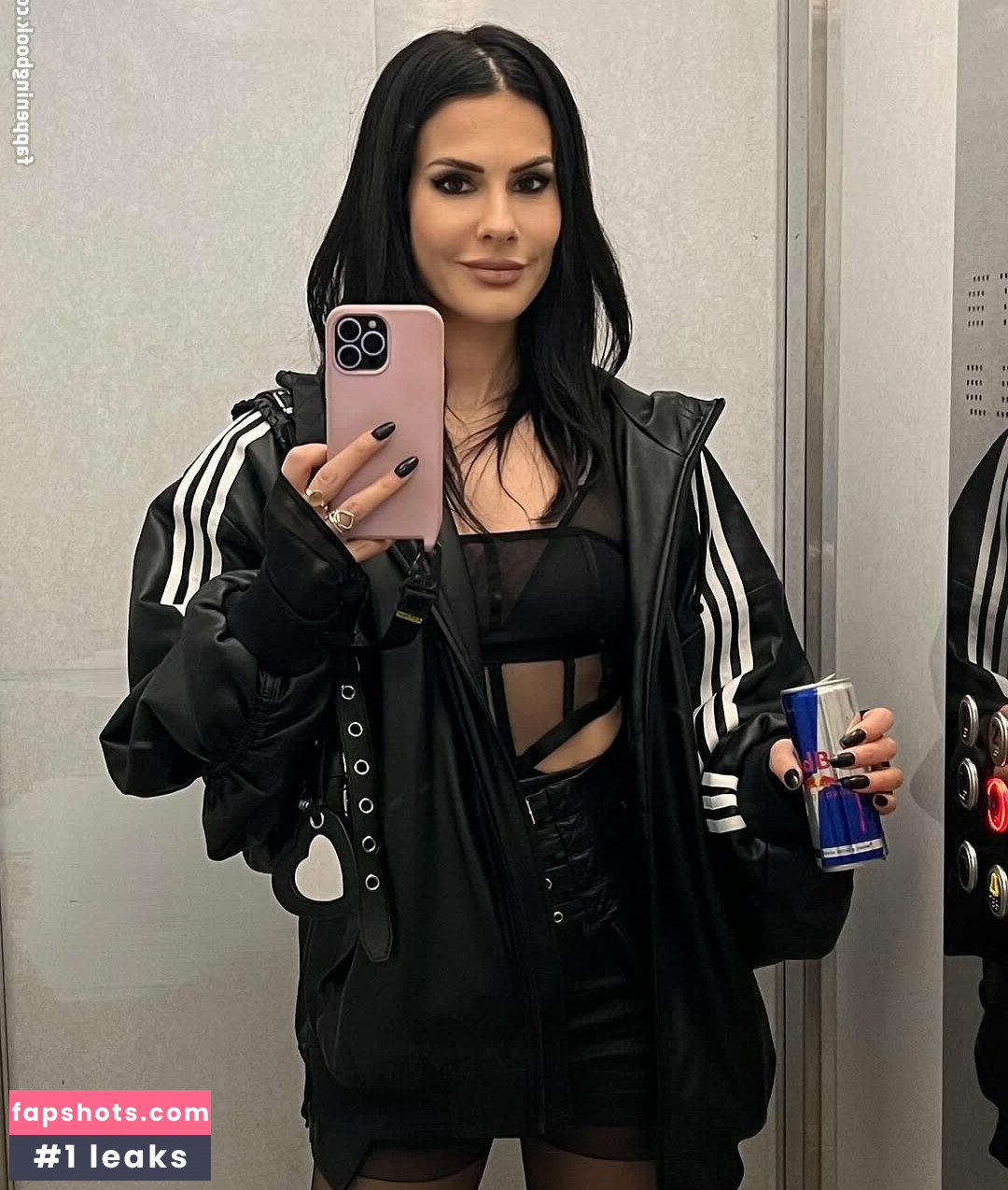 Rebekah Teasdale gallery photo #20