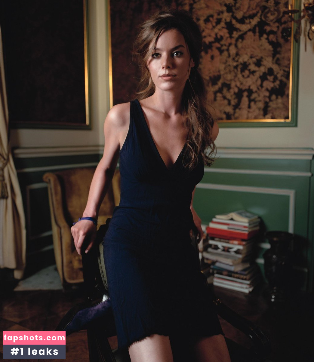 Rebekka Bakken gallery photo #13