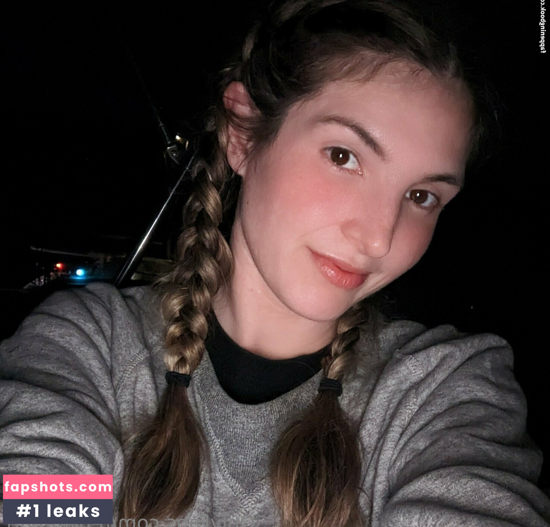 rebellehart gallery photo #11