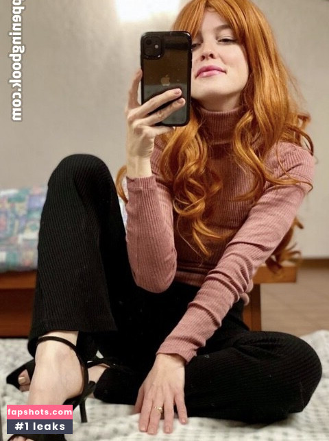 Red Fox Evelyn Nude Leaks OnlyFans Photos #4 - LeakJerk