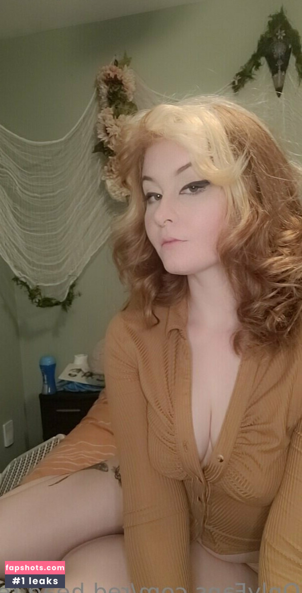 red.head.redemption gallery photo #17