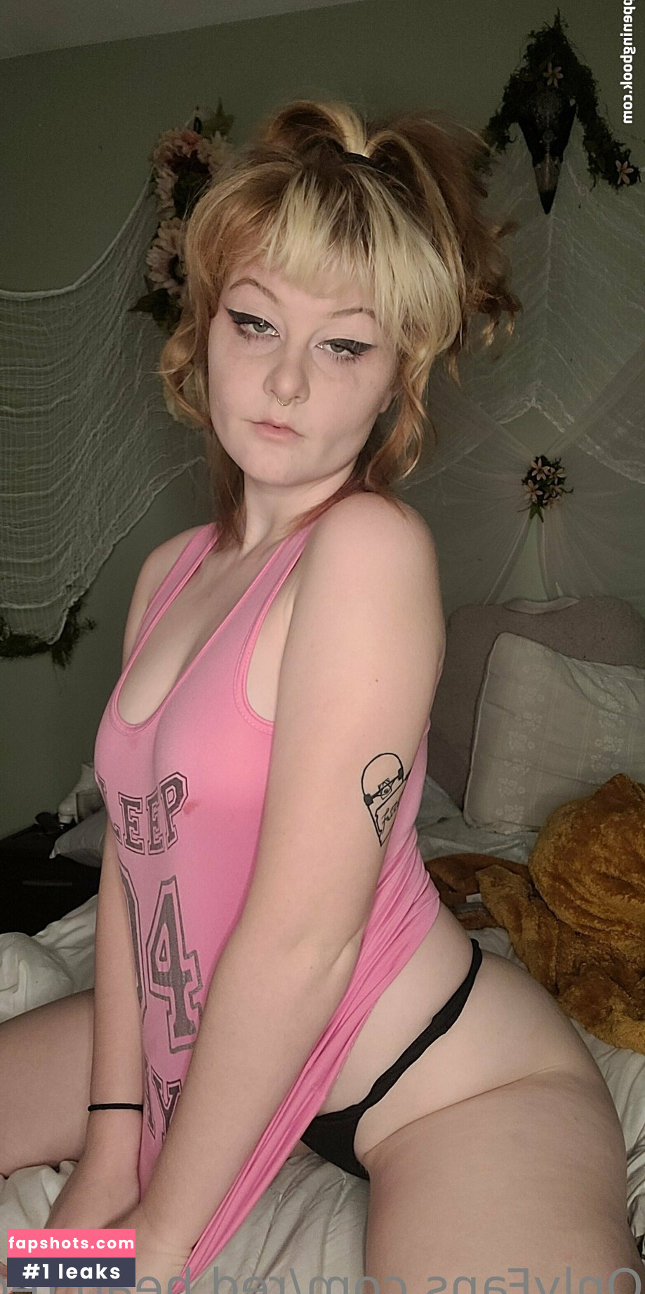 red.head.redemption gallery photo #7