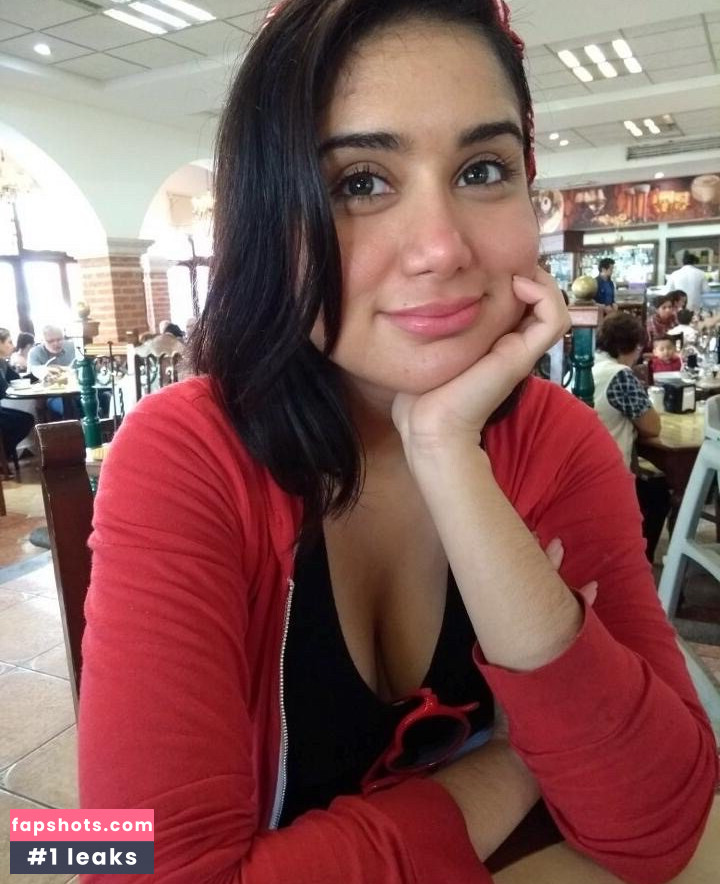 Red Velvet Doll gallery photo #39