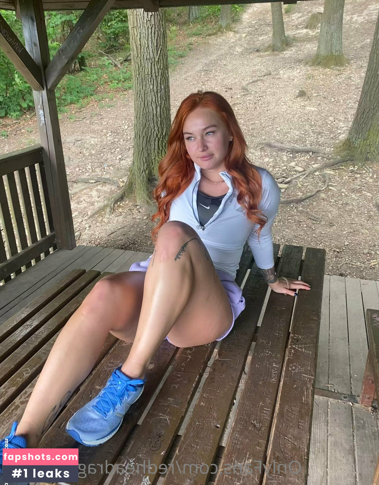 redheadragonmodel gallery photo #23