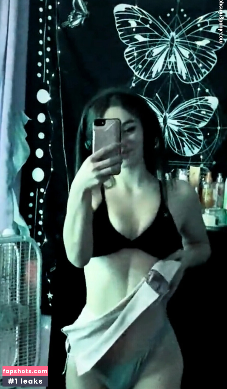 Reese Robbins gallery photo #9