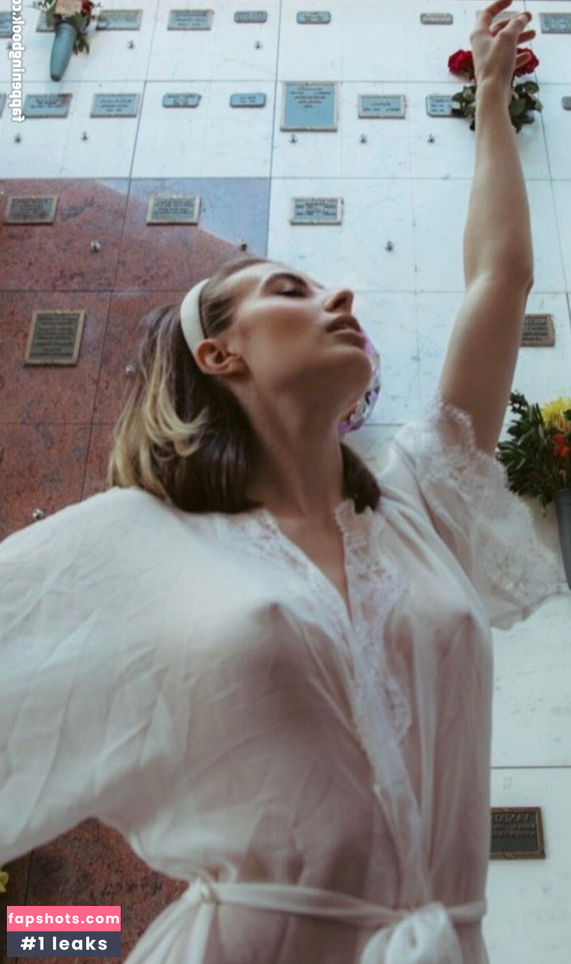 Reese Taylor gallery photo #2