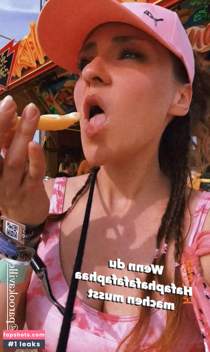 Regina Hixt Nude Leaks OnlyFans Photos #5 - LeakJerk