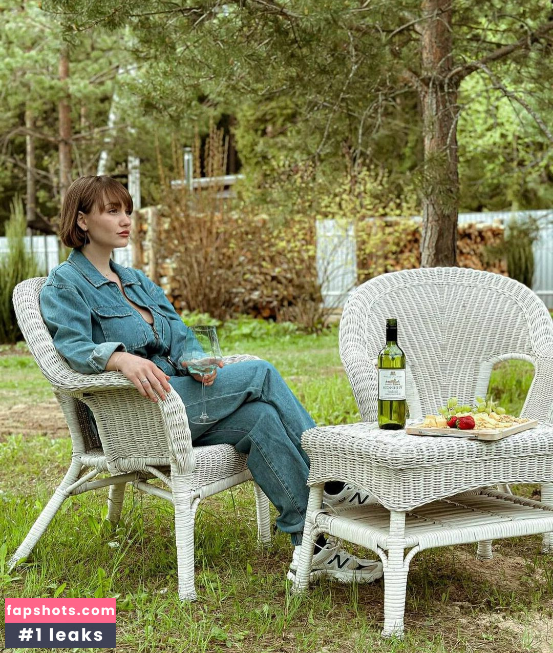 Regina Rodnova gallery photo #8