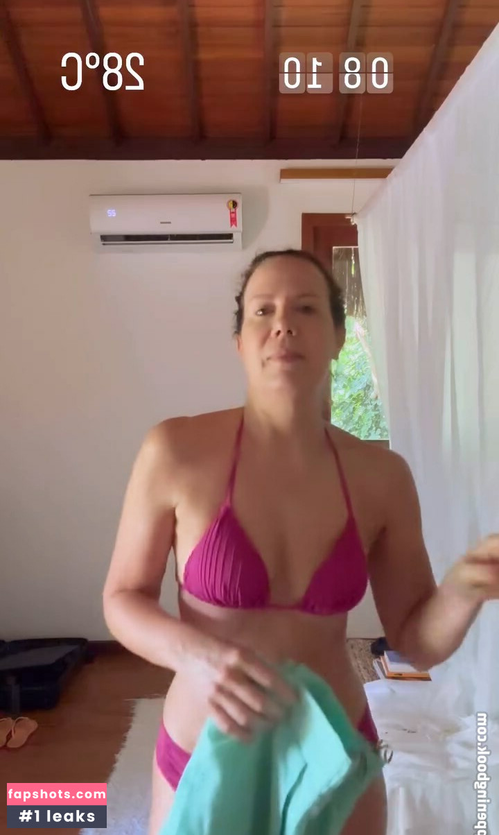 Regina Volpato gallery photo #22