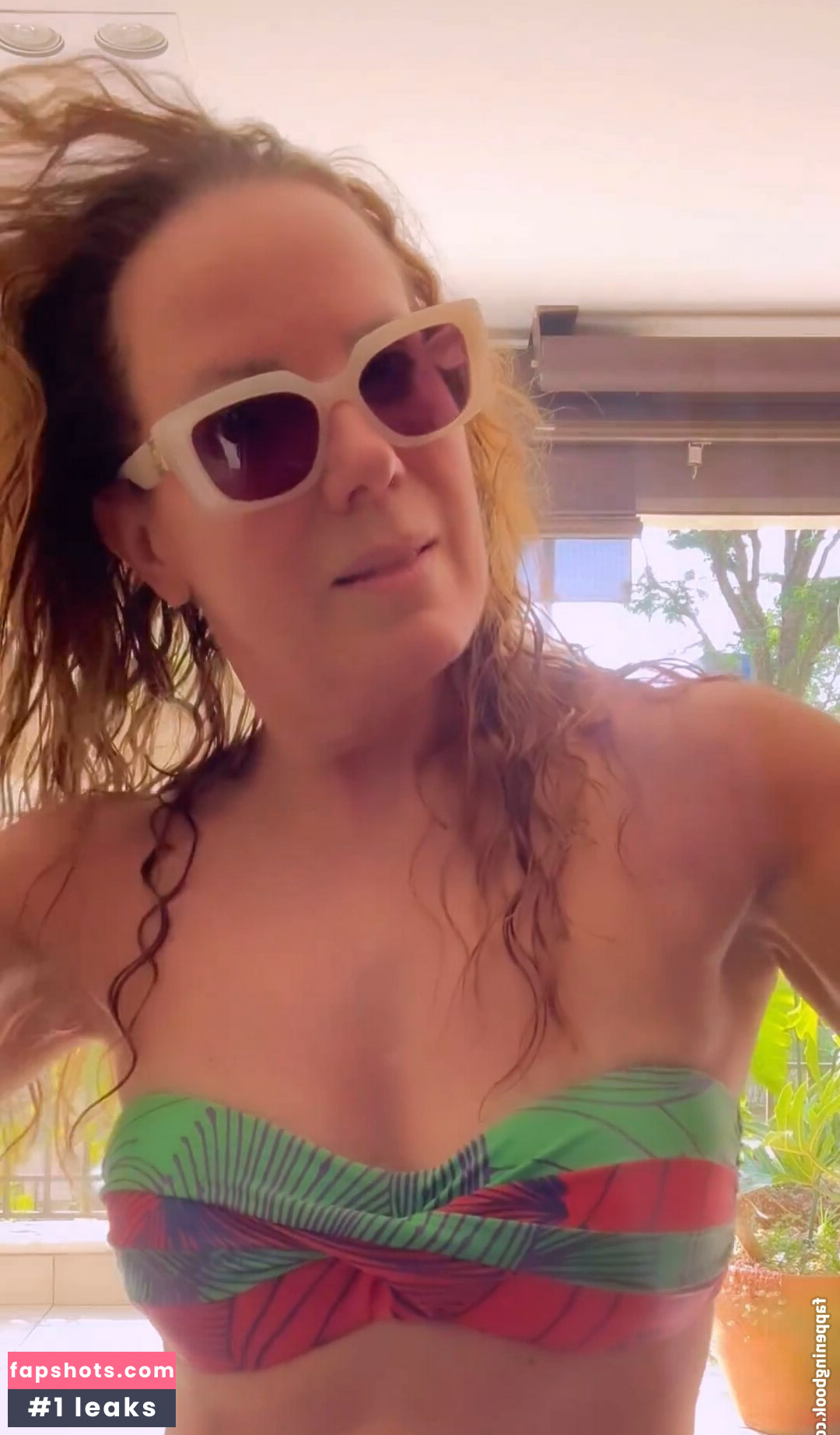 Regina Volpato gallery photo #24