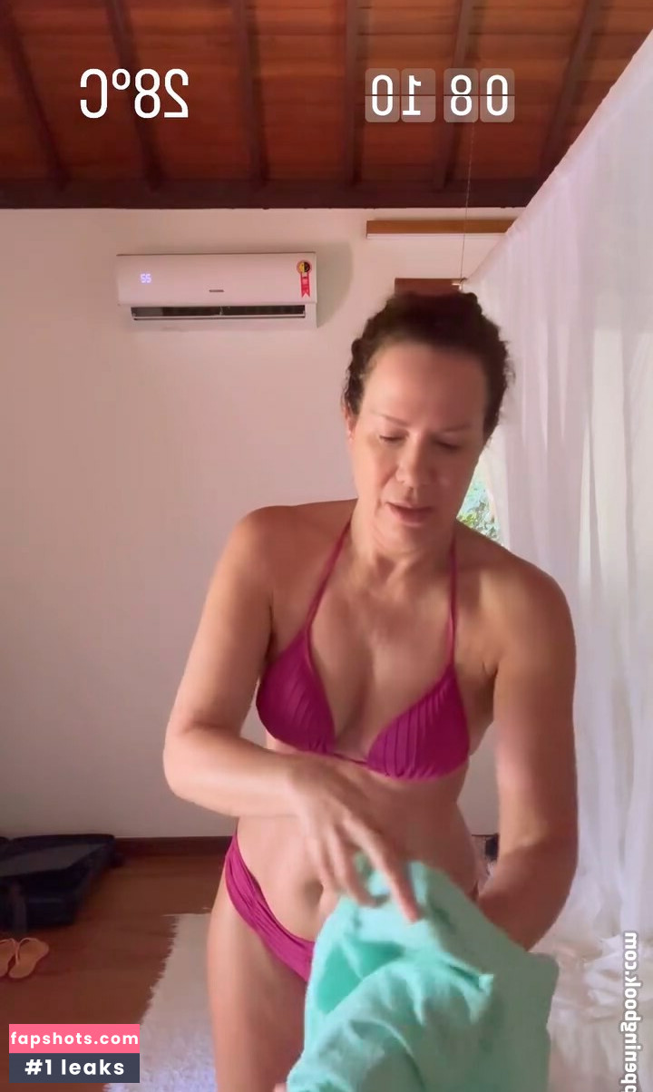 Regina Volpato gallery photo #26