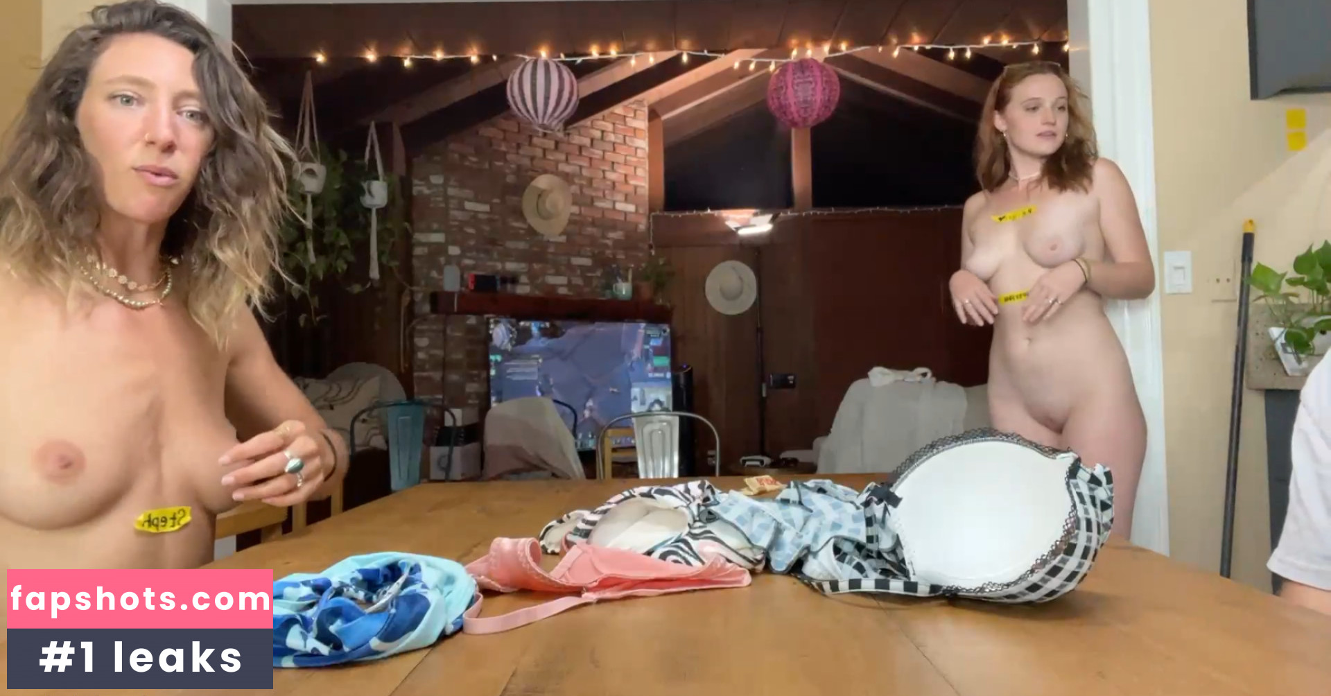 Reign Austen gallery photo #10