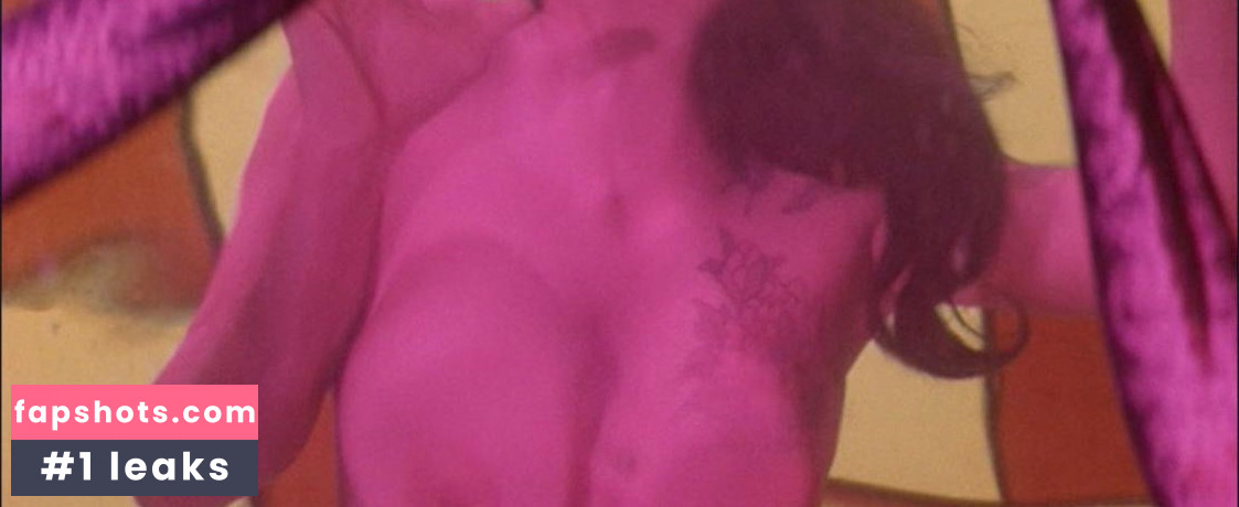 Reiko Ike gallery photo #13