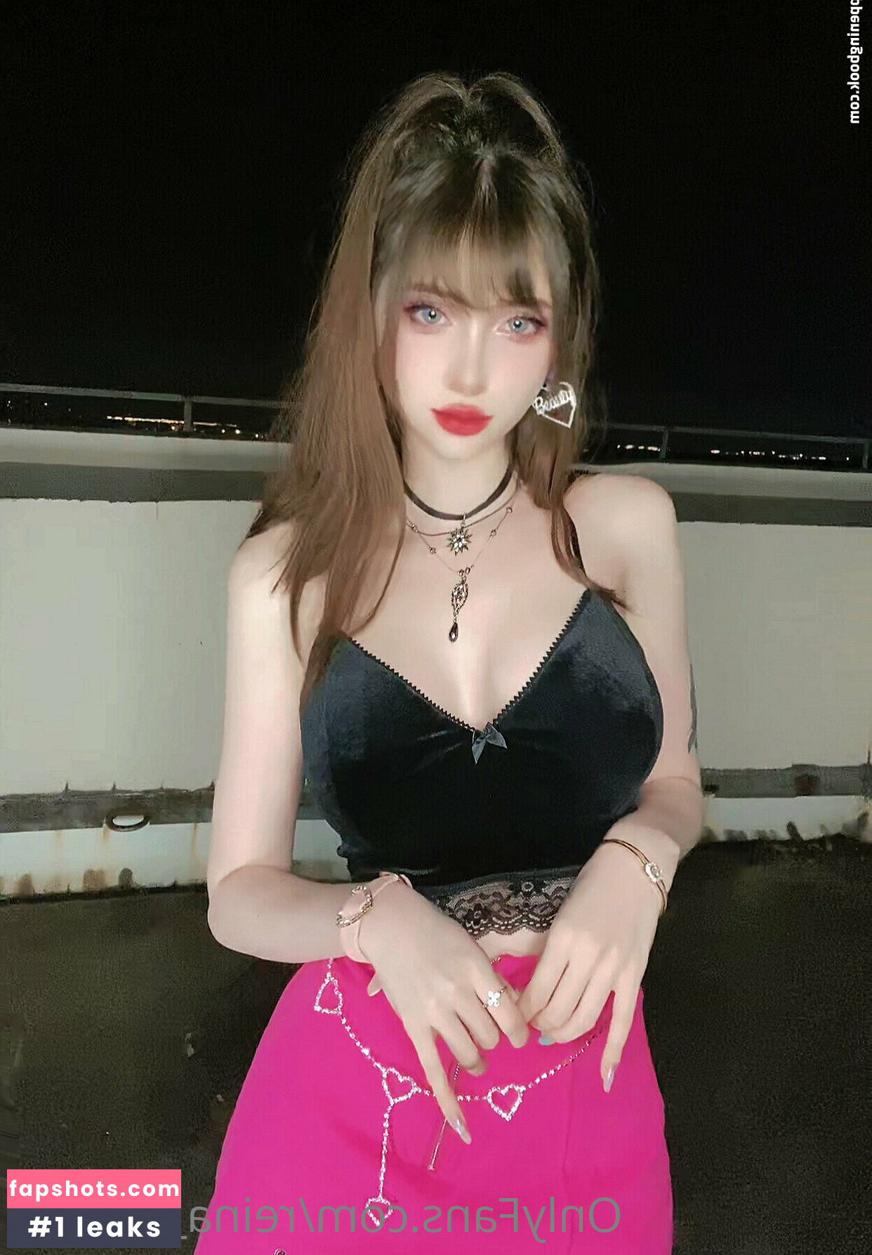 reina_baby11 nude babe gallery