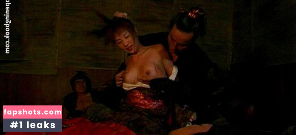 Reina Shindo gallery photo #4