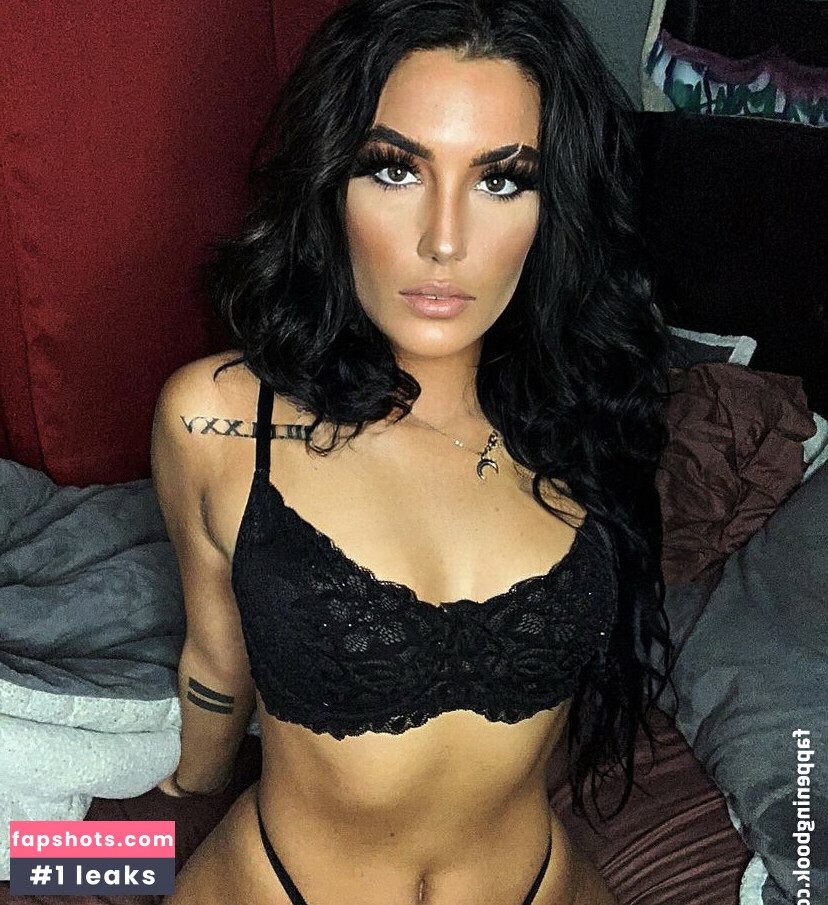 RemiaraEve nude babe gallery