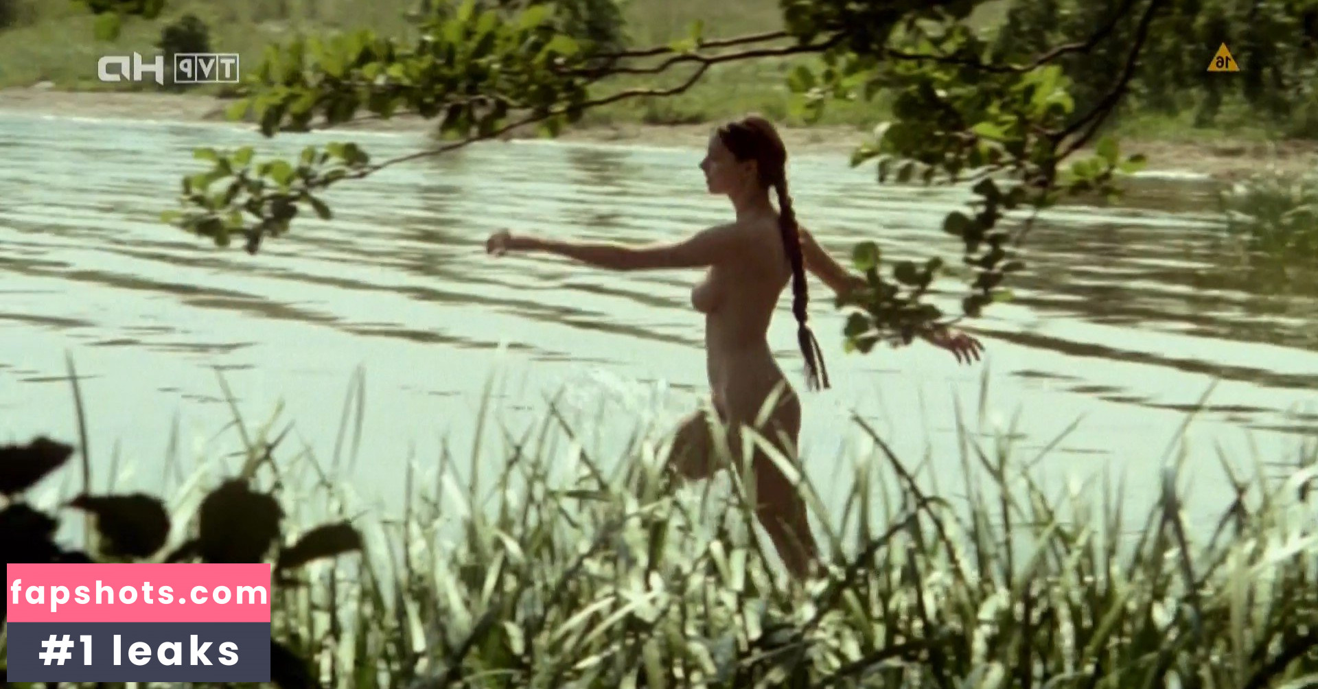 Renata Dancewicz gallery photo #6