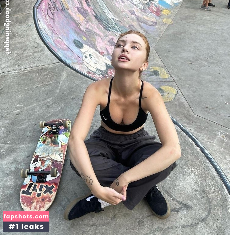 Renata_ri gallery photo #20