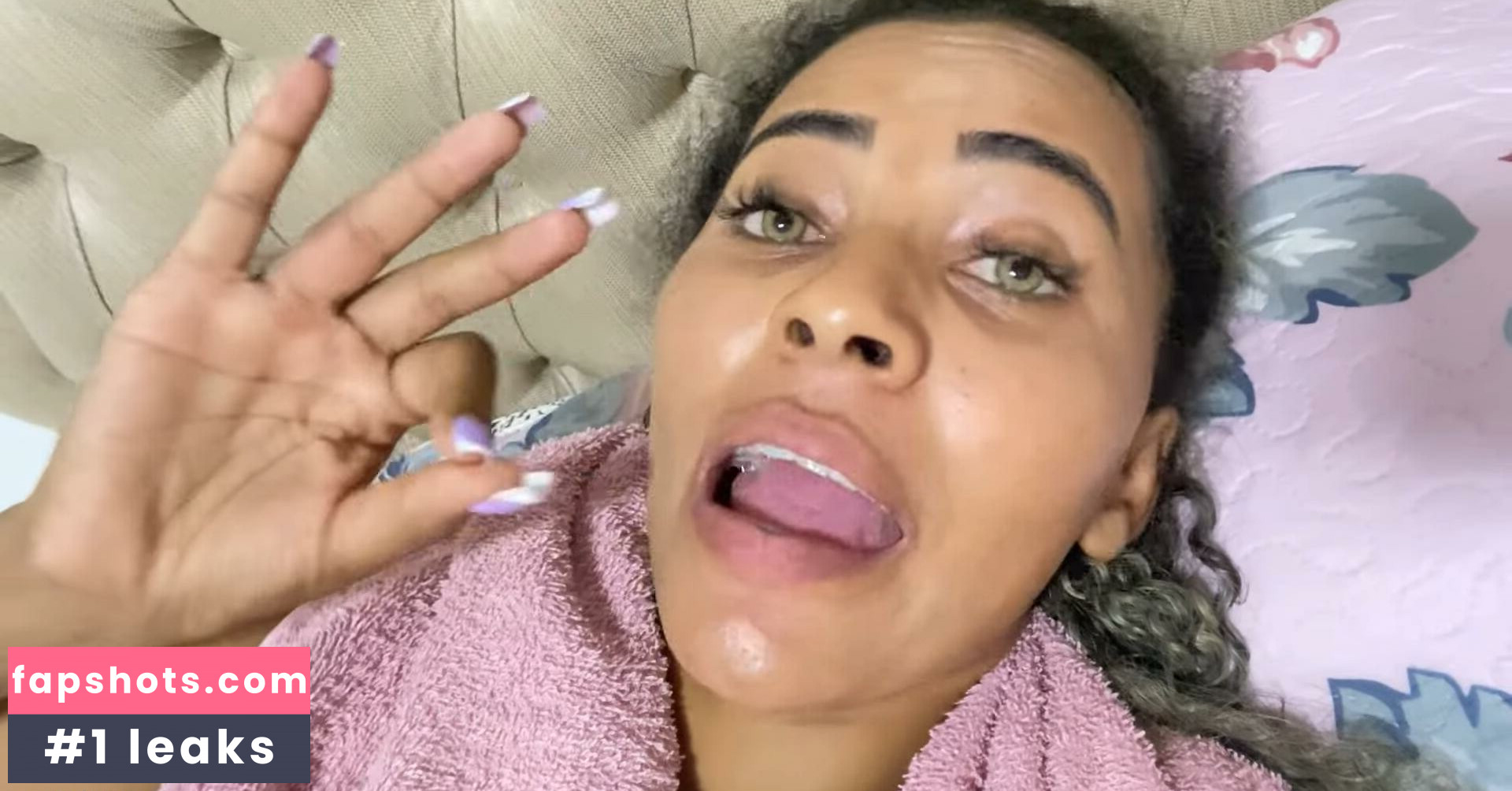 Renata Santos Nude Leaks OnlyFans Photos #14 - LeakJerk