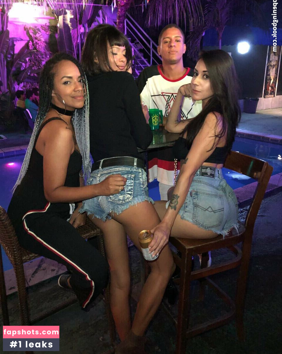 renatapalhanno Nude Leaks OnlyFans Photos #12 - LeakJerk