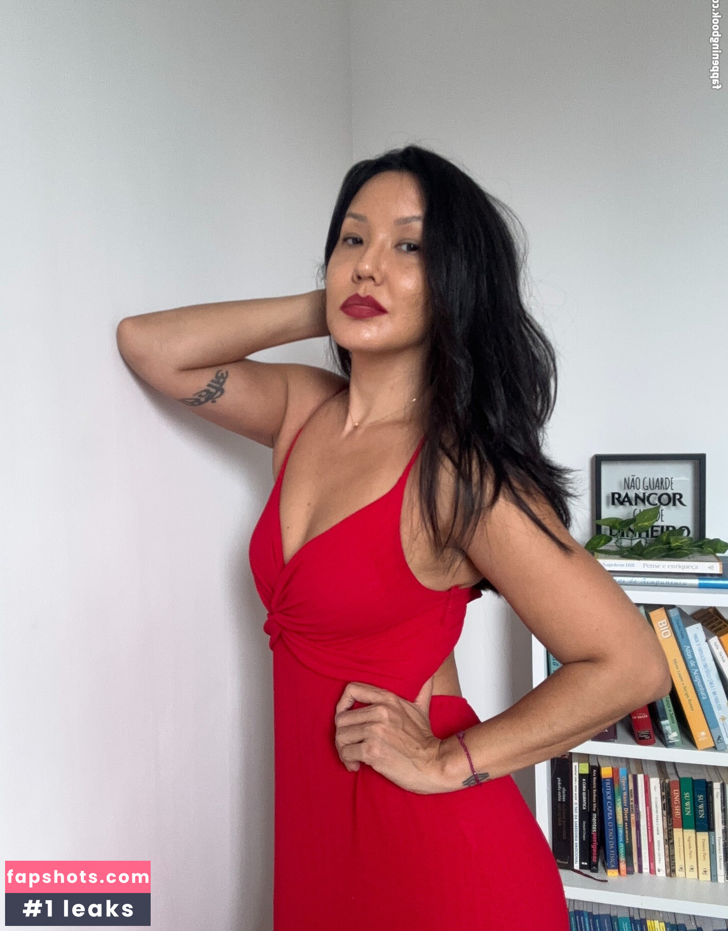 renathashen gallery photo #8