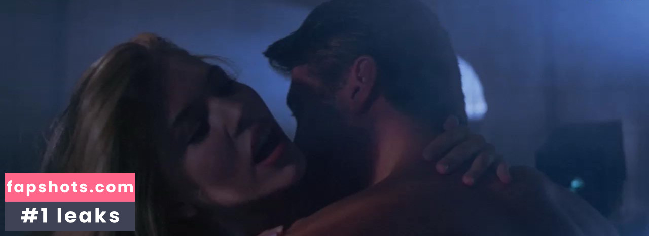 Renee Griffin gallery photo #3