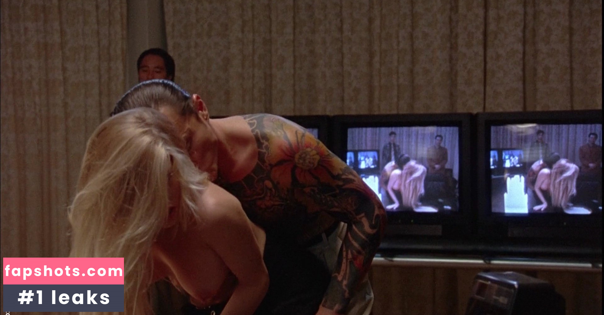 Renee Griffin gallery photo #6