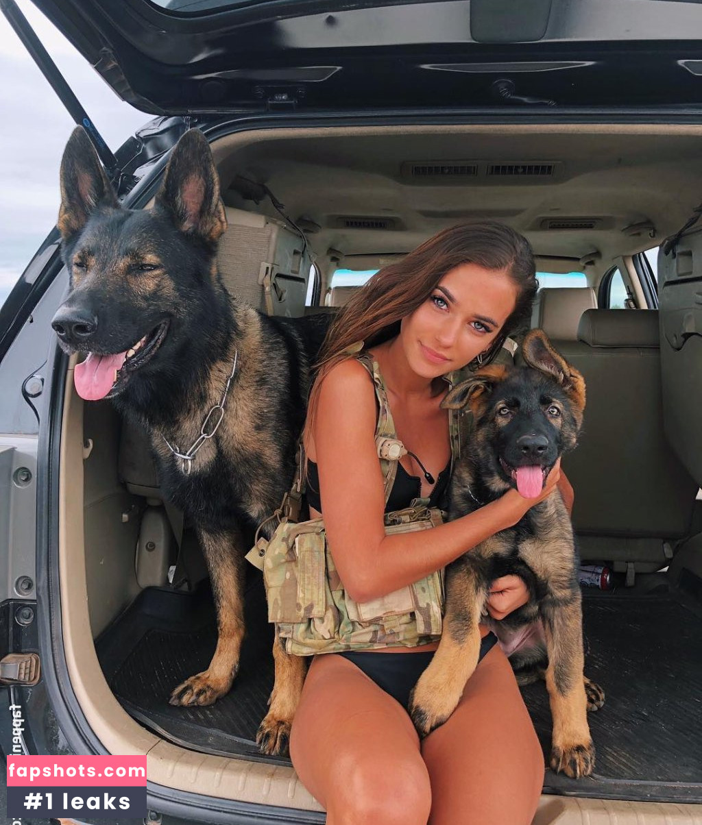 Renee Herbert gallery photo #70