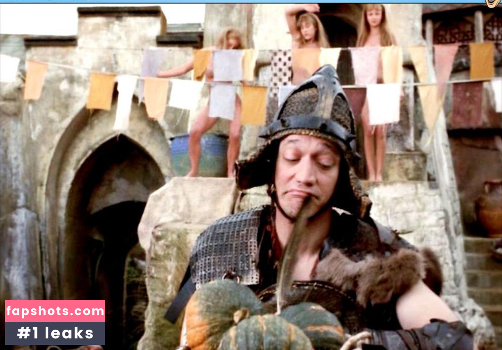 Renee O'Connor gallery photo #2