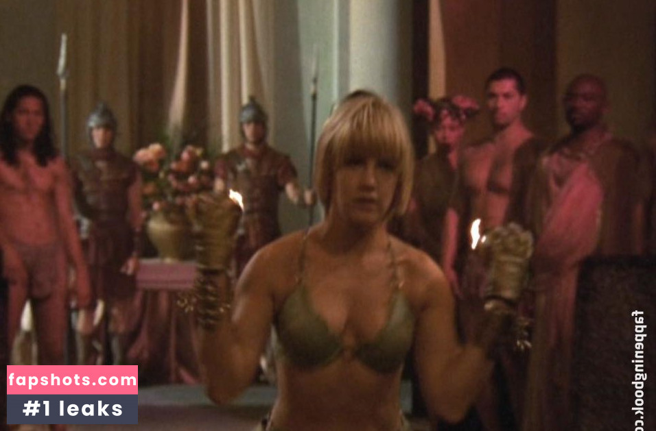 Renee O'Connor gallery photo #3