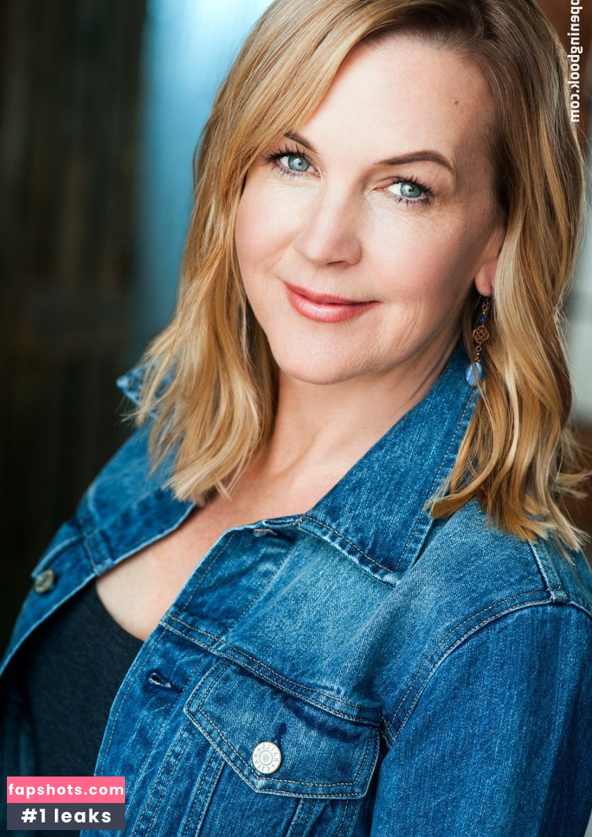 Renee O'Connor gallery photo #26