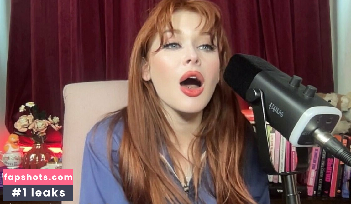 Renee Olstead gallery photo #77