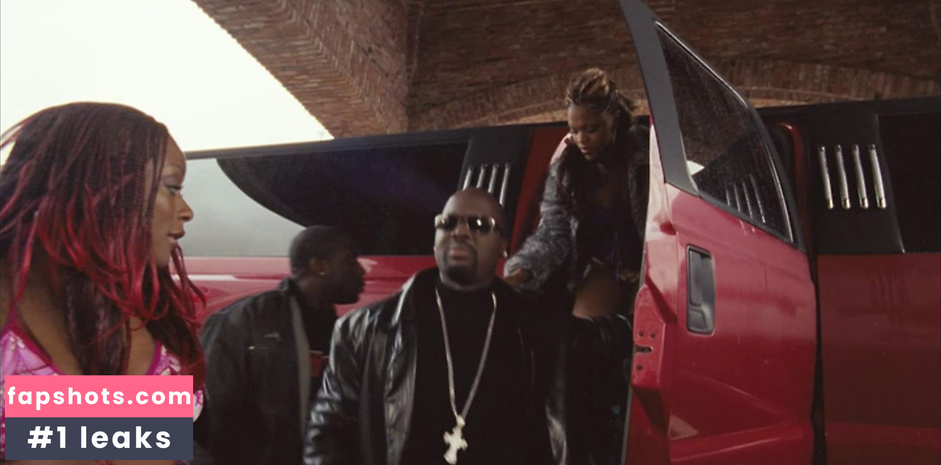 Renee Phillip gallery photo #2