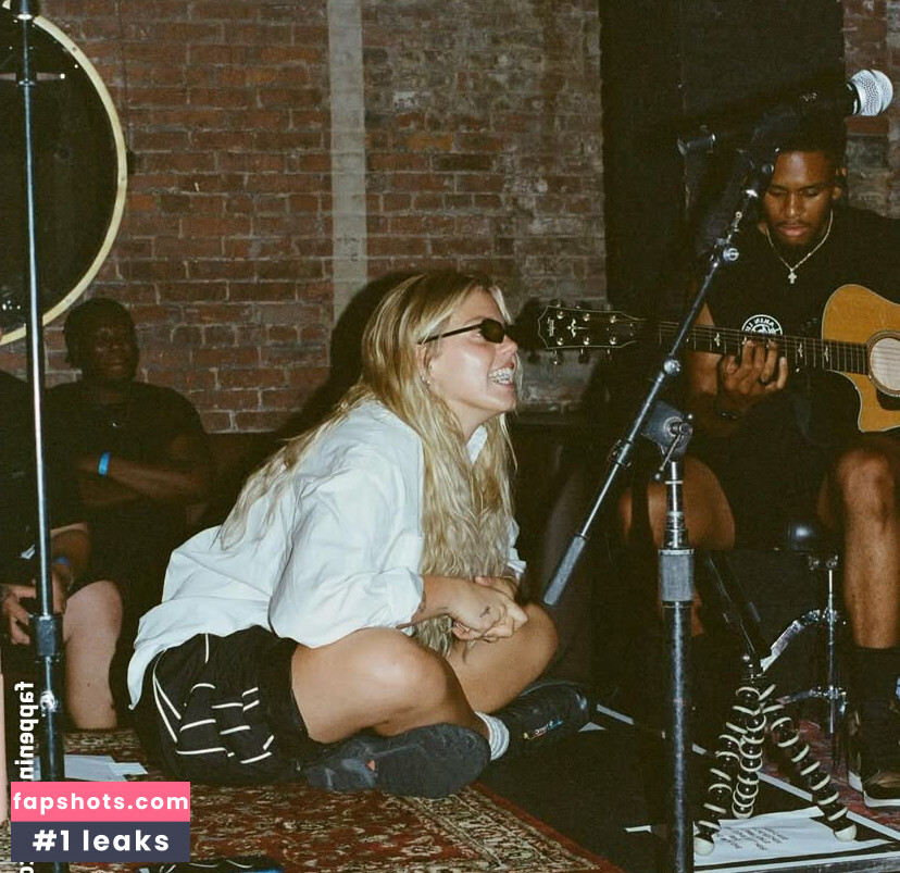 Renee Rapp Nahé úniky fotek pouze od fanoušků #11 - Fapshots