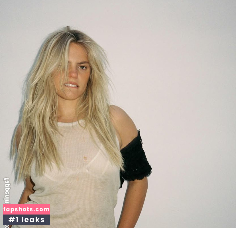 Renee Rapp Nahé úniky fotek pouze od fanoušků #12 - Fapshots